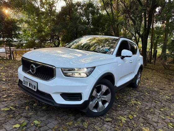 VOLVO XC40 2.0 T4 GASOLINA GEARTRONIC VOLVO XC40 2.0 T4 GASOLINA GEARTRONIC